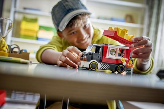 LEGO CITY GREAT VEHICLES - FOOD TRUCK DELLE PATATINE - 60488 - babykid