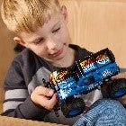 LEGO - TECHNIC - MONSTER JAM™ GRAVE DIGGER™ FUOCO E GHIACCIO - 42219 - babykid