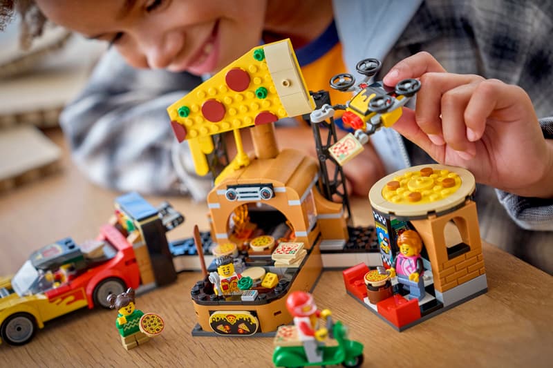 LEGO MY CITY - CENTRO DI CONSEGNA PIZZE CON VEICOLI - 60496