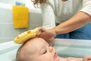 Spazzola Massaggio Silicone per un Massaggio Rinfrescante e Rigenerante - babykid